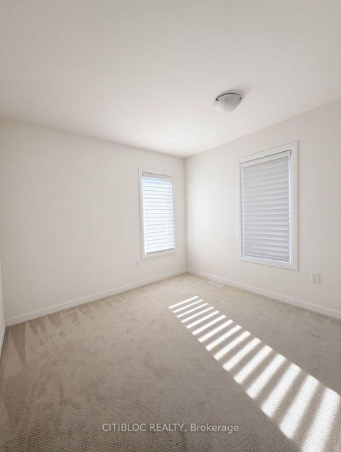 Photo 11 at 22 Sarah Jackson Crescent, CFB, Toronto