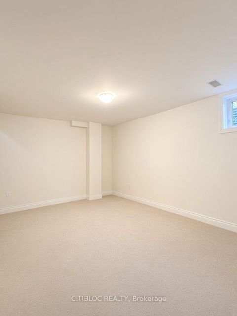 Photo 13 at 22 Sarah Jackson Crescent, CFB, Toronto