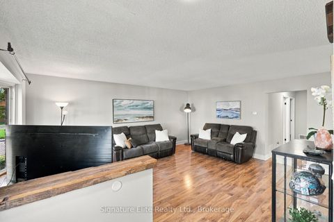 Photo 6 at 44 Bronte Crescent, Letitia Heights, Barrie