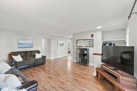 Photo 8 at 44 Bronte Crescent, Letitia Heights, Barrie
