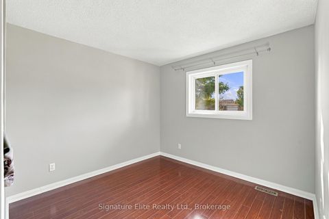Photo 24 at 44 Bronte Crescent, Letitia Heights, Barrie