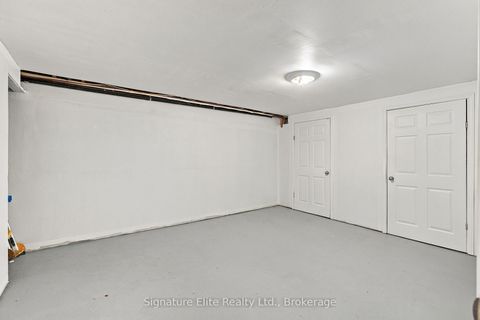 Photo 35 at 44 Bronte Crescent, Letitia Heights, Barrie