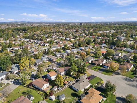 Photo 49 at 44 Bronte Crescent, Letitia Heights, Barrie