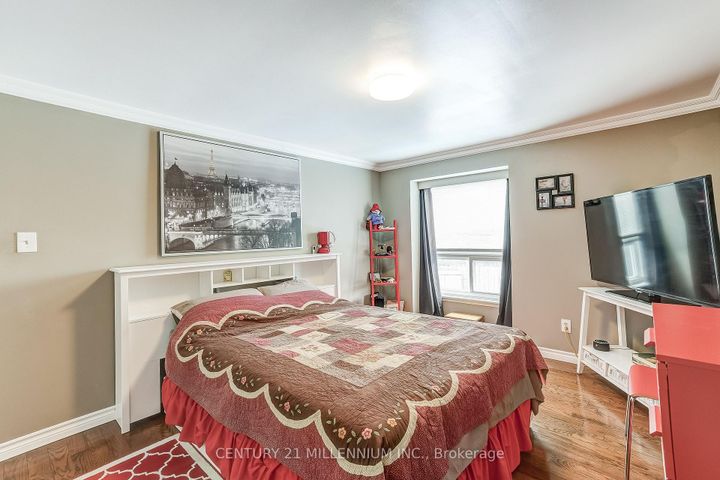 Photo 23 at 72 Glebe Crescent, Northgate, Brampton
