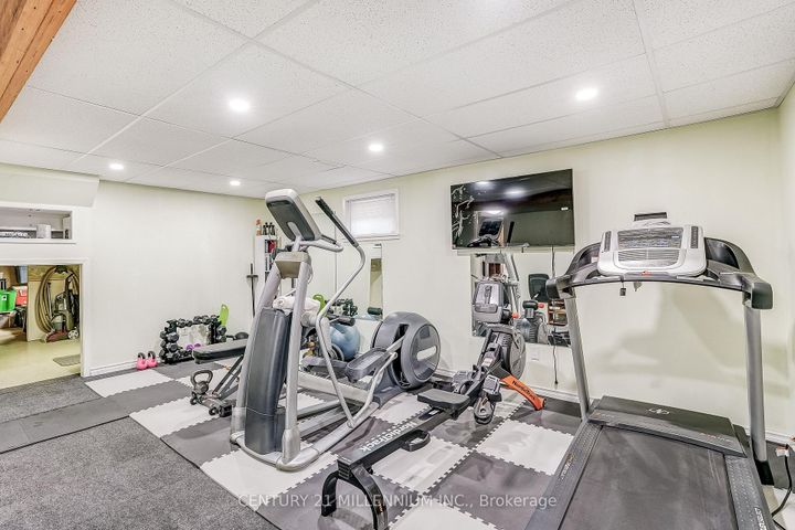 Photo 27 at 72 Glebe Crescent, Northgate, Brampton