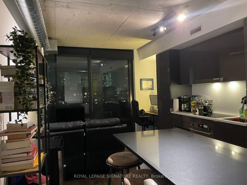 Photo 5 at 806 - 21 Lawren Harris Square, Waterfront Communities C8, Toronto