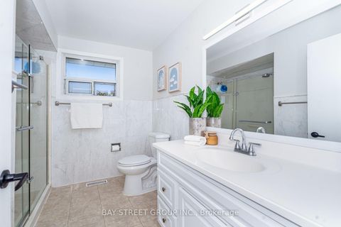 Photo 17 at 42 Faye Drive, Pleasant View, Toronto
