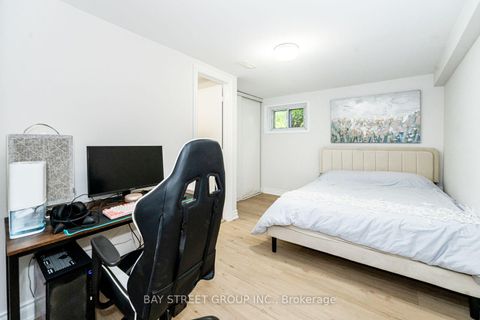 Photo 26 at 42 Faye Drive, Pleasant View, Toronto