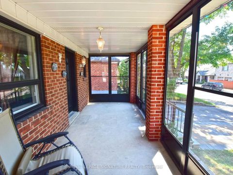 Photo 6 at 103 Richardson Avenue, Greenbrook, Toronto