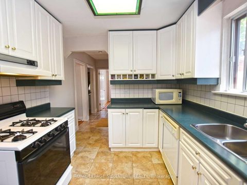 Photo 17 at 103 Richardson Avenue, Greenbrook, Toronto