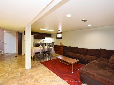 Photo 24 at 103 Richardson Avenue, Greenbrook, Toronto