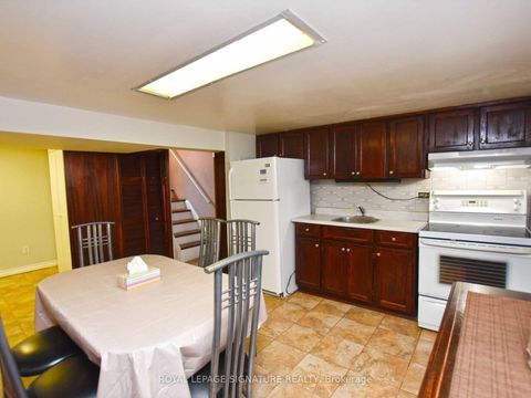 Photo 26 at 103 Richardson Avenue, Greenbrook, Toronto