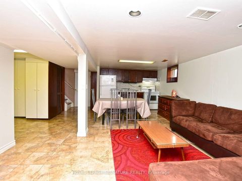 Photo 29 at 103 Richardson Avenue, Greenbrook, Toronto