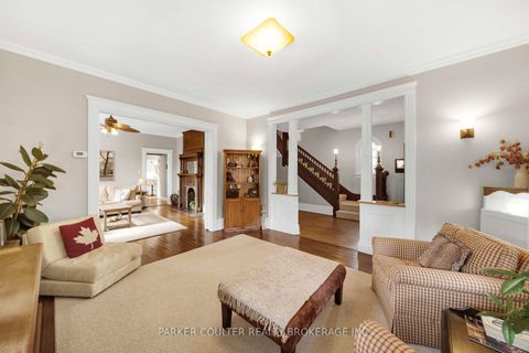 Photo 8 at 102 Clapperton Street, Wellington, Barrie