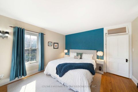 Photo 30 at 102 Clapperton Street, Wellington, Barrie