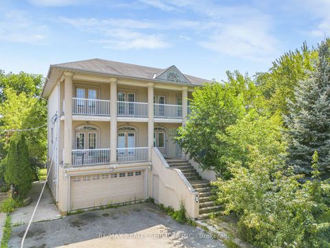 Photo 4 at 135 Spruce Avenue, South Richvale, Richmond Hill
