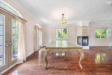 Photo 13 at 135 Spruce Avenue, South Richvale, Richmond Hill