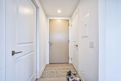 Photo 8 at 1608 - 395 Bloor Street E, North St. James Town, Toronto