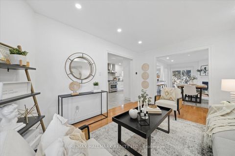 Photo 9 at 67 Chilmar Crescent, Uplands, Vaughan