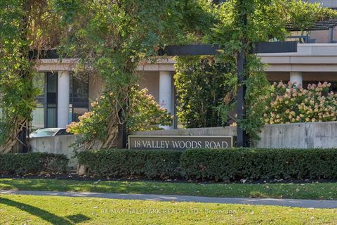 Photo 1 at 915 - 18 Valley Woods Road, Donalda, Toronto