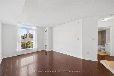 Photo 15 at 915 - 18 Valley Woods Road, Donalda, Toronto