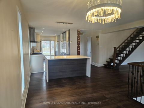 Photo 7 at 22 Coreydale Court, Bathurst Manor, Toronto