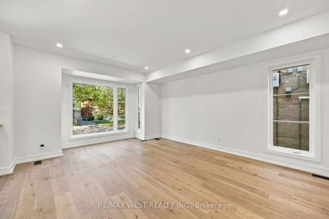 Photo 3 at 157 Aldercrest Avenue, Alderwood, Toronto