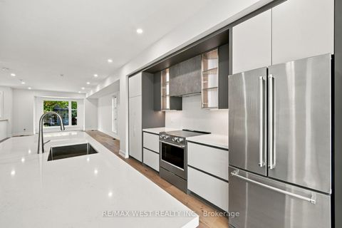 Photo 11 at 157 Aldercrest Avenue, Alderwood, Toronto