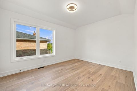Photo 29 at 157 Aldercrest Avenue, Alderwood, Toronto