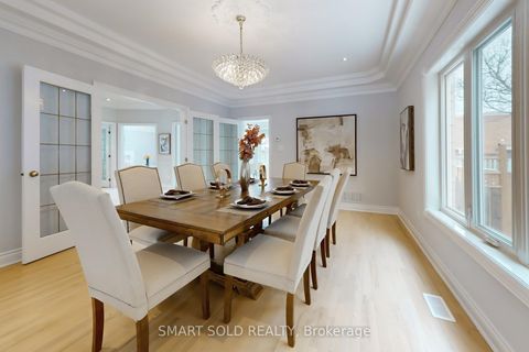 Photo 6 at 31 Black Walnut Crescent, Langstaff, Richmond Hill