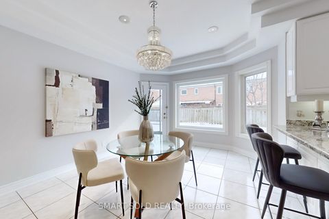 Photo 10 at 31 Black Walnut Crescent, Langstaff, Richmond Hill