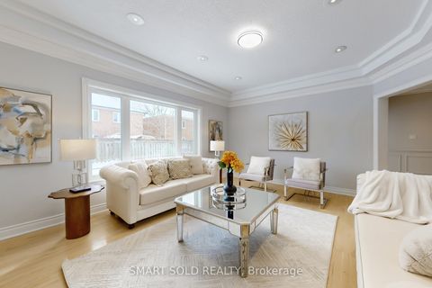 Photo 12 at 31 Black Walnut Crescent, Langstaff, Richmond Hill