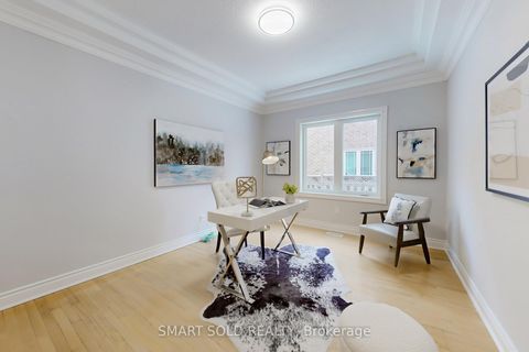 Photo 13 at 31 Black Walnut Crescent, Langstaff, Richmond Hill