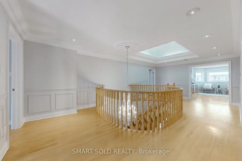 Photo 17 at 31 Black Walnut Crescent, Langstaff, Richmond Hill
