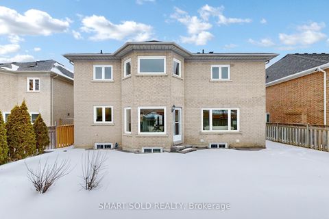 Photo 37 at 31 Black Walnut Crescent, Langstaff, Richmond Hill