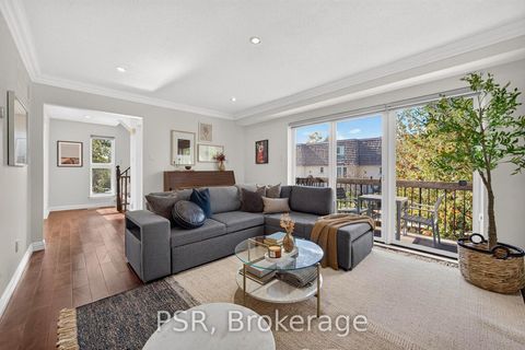 Photo 5 at 2 Powderhorn Mill Way, Windfields, Toronto