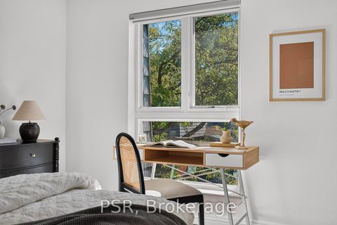 Photo 20 at 2 Powderhorn Mill Way, Windfields, Toronto
