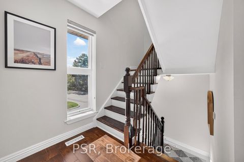 Photo 22 at 2 Powderhorn Mill Way, Windfields, Toronto