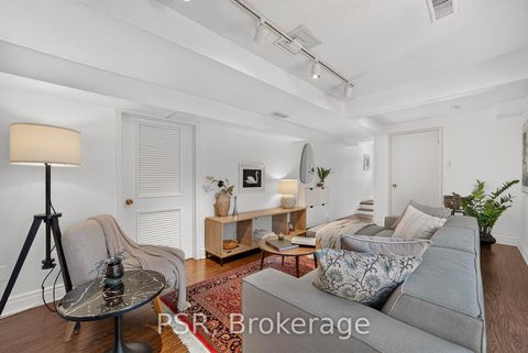 Photo 25 at 2 Powderhorn Mill Way, Windfields, Toronto
