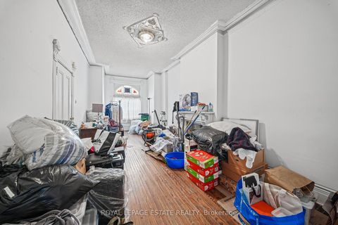 Photo 8 at 112 Baldwin Street, Chinatown, Toronto