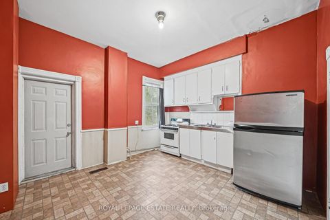 Photo 15 at 110 Baldwin Street, Chinatown, Toronto