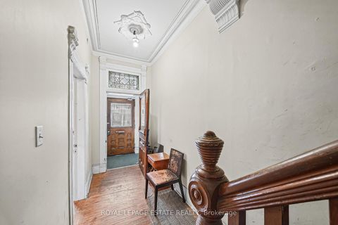 Photo 19 at 110 Baldwin Street, Chinatown, Toronto