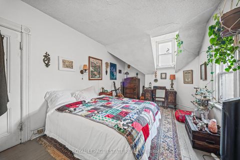 Photo 35 at 110 Baldwin Street, Chinatown, Toronto