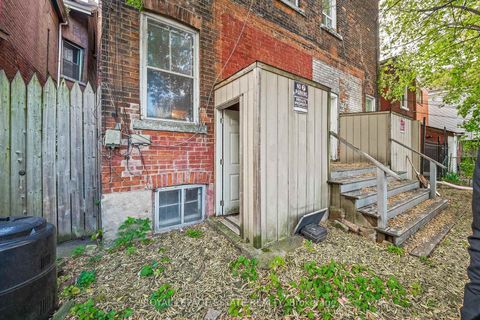 Photo 41 at 110 Baldwin Street, Chinatown, Toronto