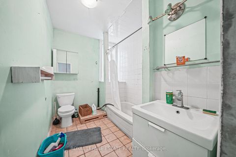 Photo 35 at 110-112 Baldwin Street, Chinatown, Toronto