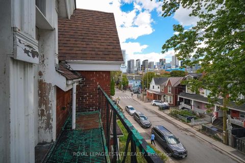 Photo 40 at 110-112 Baldwin Street, Chinatown, Toronto