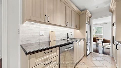 Photo 12 at 40 Snowshoe Mill Way, Windfields, Toronto