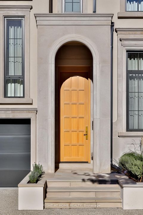 Photo 1 at 127 Yonge Boulevard, Nortown, Toronto