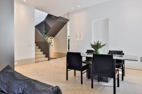 Photo 5 at 127 Yonge Boulevard, Nortown, Toronto