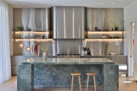 Photo 10 at 127 Yonge Boulevard, Nortown, Toronto